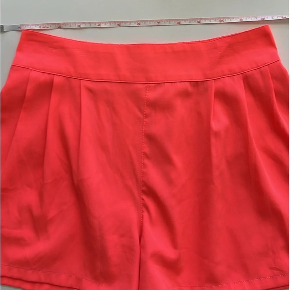 American Eagle Outfitters paperbag shorts - Picture 6 of 10